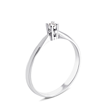 Золотое кольцо с бриллиантом. Артикул UG552415/2.5б